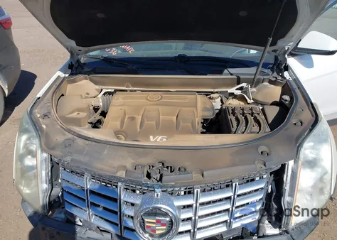 2015 Cadillac Srx Luxury Collection z USA, uszkodzony, nr VIN 3GYFNBE34FS544636